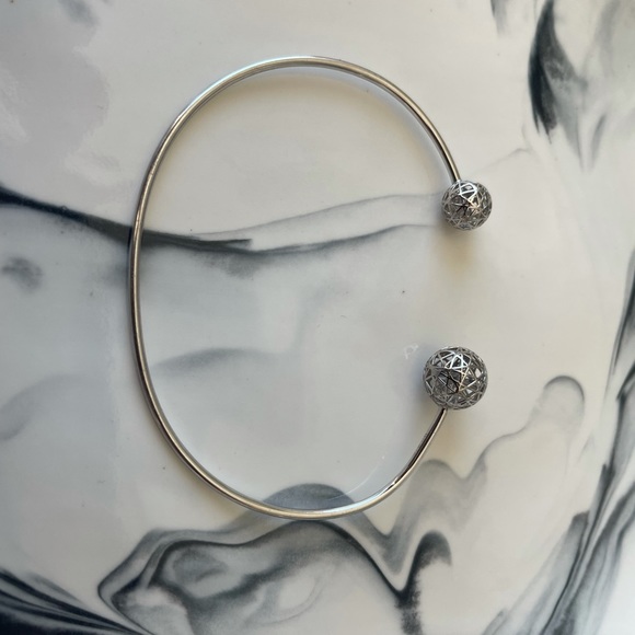 Silver cuff - Picture 2 of 3